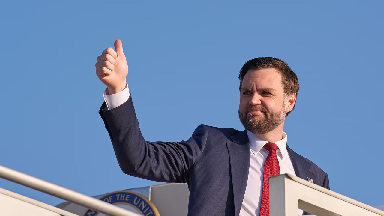 Vance a numit oprirea ajutorului pentru Ucraina drept principală realizare a Casei Albe.