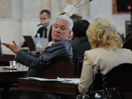 Voronin, este supărat foc pe deputaţii din fosta Alianţă de guvernare, care au votat pentru adoptarea Legii privind egalitatea de şanse, în luna mai a anului trecut. 