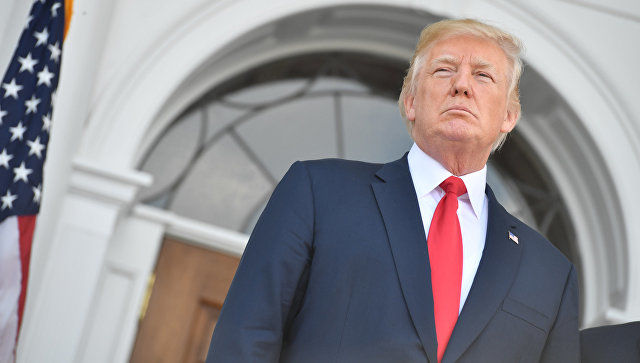 Американский лидер Дональд Трамп в беседах с сенаторами выражал недовольство законопроектами, касающихся России.
