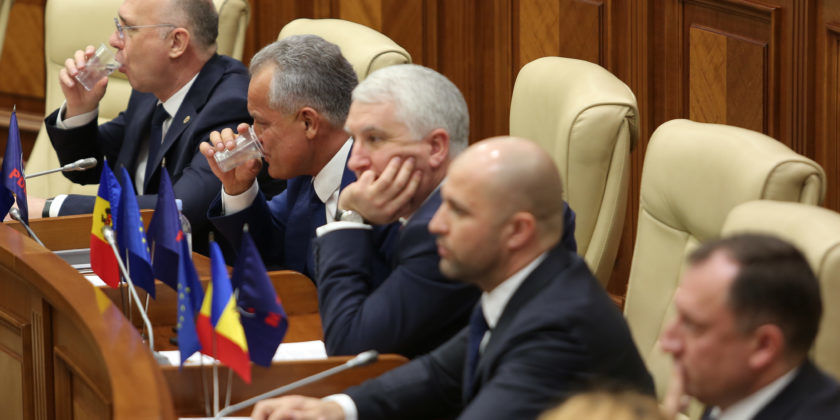 Продлен срок деятельности Комиссии по расследованию попытки госпереворота.