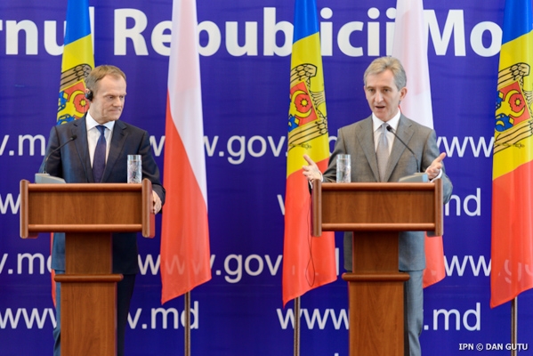 Totul depinde de cat de determinata va fi conducerea de la Chisinau de a se apropia de UE, a conchis premierul polonez.