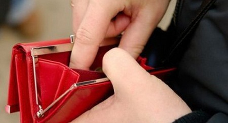 Salariul mediu pe economie în Republica Moldova este de 4 309,5 lei.
