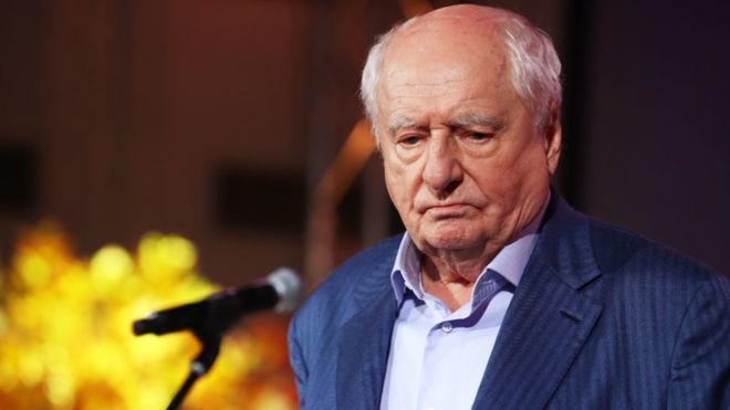 По словам Варшавера, у Захарова было второе воспаление легких.