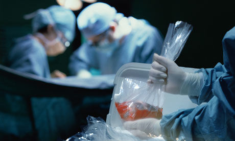 Zeci de moldoveni, pe listele de aşteptare pentru un transplant. Foto: poisongreen.tk