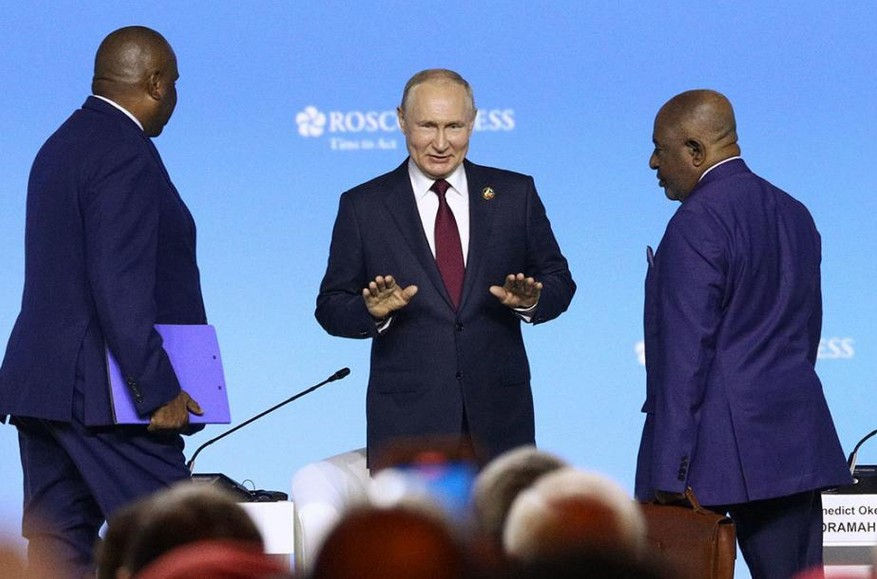 Путин списал африканским странам $23 млрд долгов.