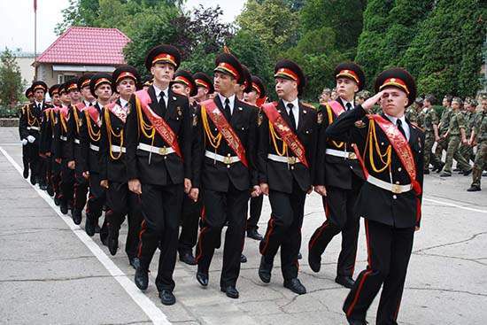 Школьников подготовят к работе в силовых структурах.