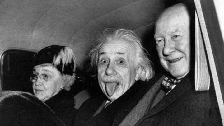 Povestea celebrei fotografii în care Einstein apare cu limba scoasă