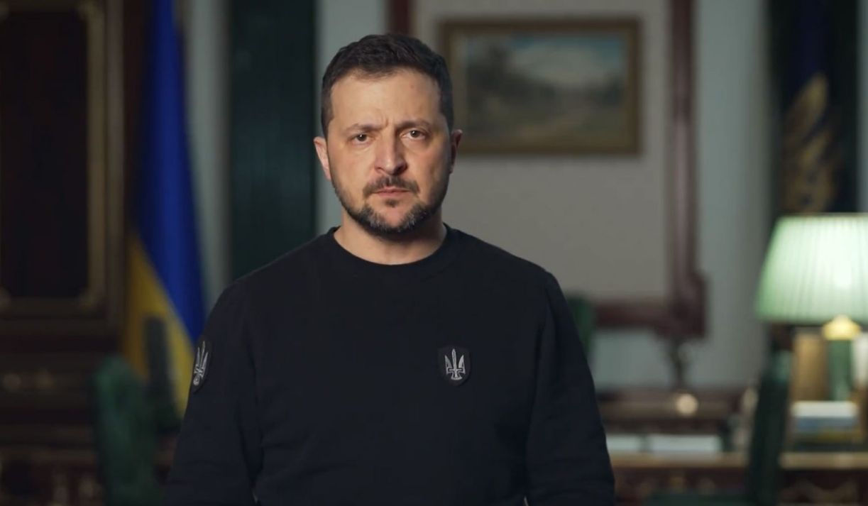 Зеленский: Уже в ближайшие месяцы украинская армия может быть активнее на передовой.