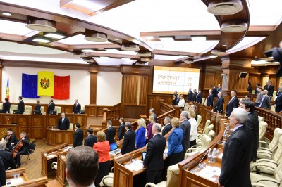 По завершении программы ее участники получат сертификат о стажировке в парламенте Республики Молдова.