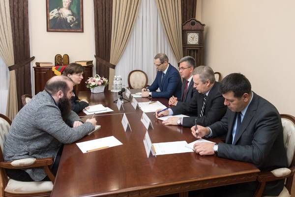 Новый посол Германии в Молдове провела встречу с Красносельским.