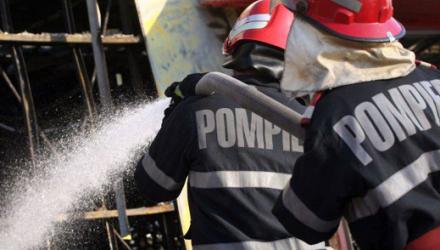 Inspectorii supravegherii de stat urmează să stabilească circumstanţele şi cauza izbucnirii incendiului. 