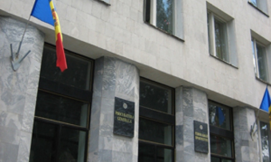 Consiliul Superior al Procurorilor, condamnă modul în care s-a politizat acest caz şi presiunile pe care anumiţi politicieni le-au făcut asupra Procuraturii Generale şi a procurorilor care anchetează acest caz. 