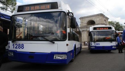 Administratorii de maxi-taxi au solicitat, acum câteva luni, majorarea tarifului pentru călătoriile cu microbuzul de la 3 - la 5 lei