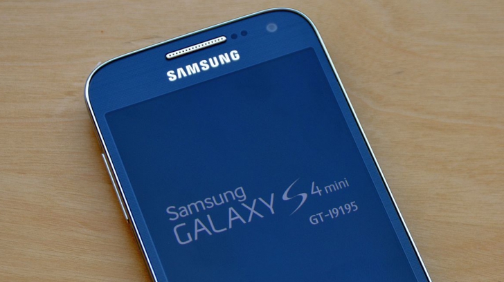  Galaxy S4 Mini isi gaseste locul printre modele ca Lumia 820 sau Sony Xperia SP, alte dispozitive cu o diagonala si performante apropiate.