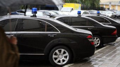 Президент Николай Тимофти, спикер Мариан Лупу и премьер Влад Филат в прошлом году получили новые машины.