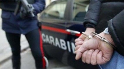De asemenea, poliţia ar fi descoperit un depozit secret în care moldovenii păstrau motocicletele şi piesele acestora.