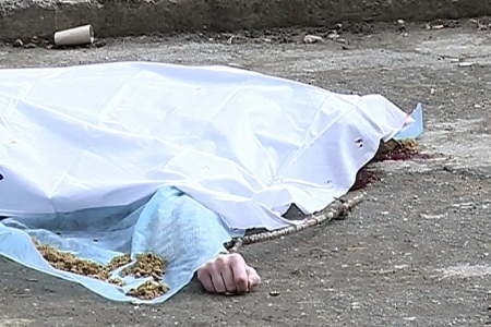 После падения несколько часов пострадавший был в сознании, но сохранить его жизни не удалось.