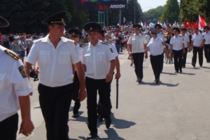 Totodată, la Comisariatul de poliţie Bălţi a fost înregistrată o sesizare despre violarea drepturilor la întrunire a organizaţiei „Acţiunea-2012”