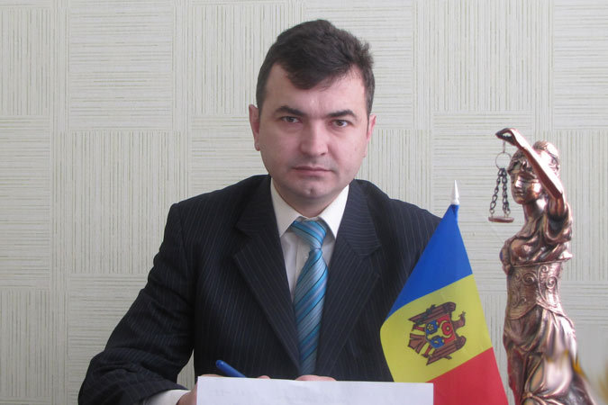 Глава национального союза судебных исполнителей Роман Талмач.