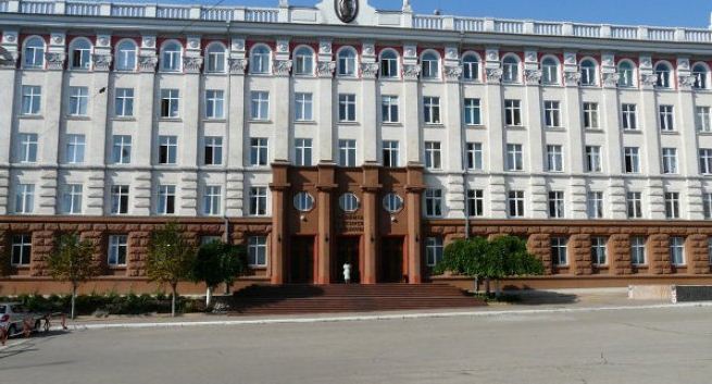  Бюджет Академии наук был урезан на 48 млн. леев, с 394 до 346 млн. 