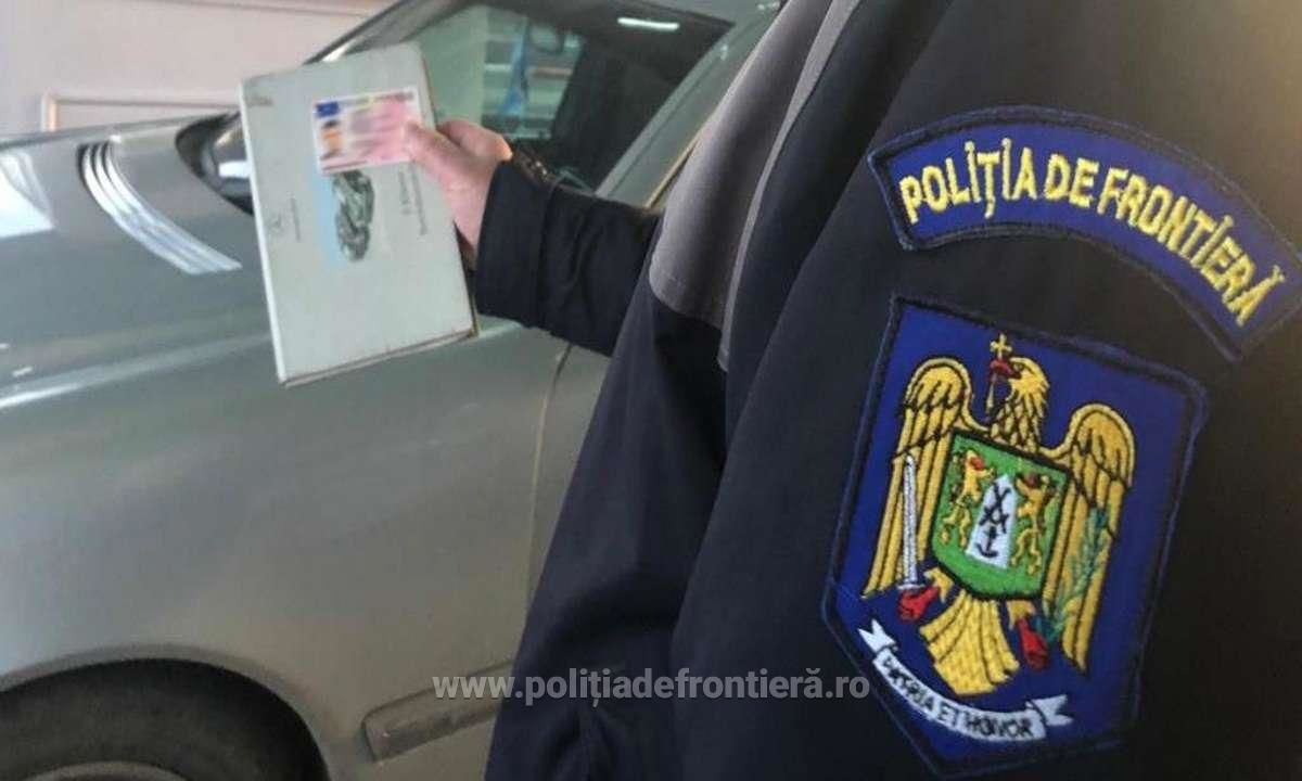Румынские пограничники изъяли у молдаванина купленный за €300 документ.