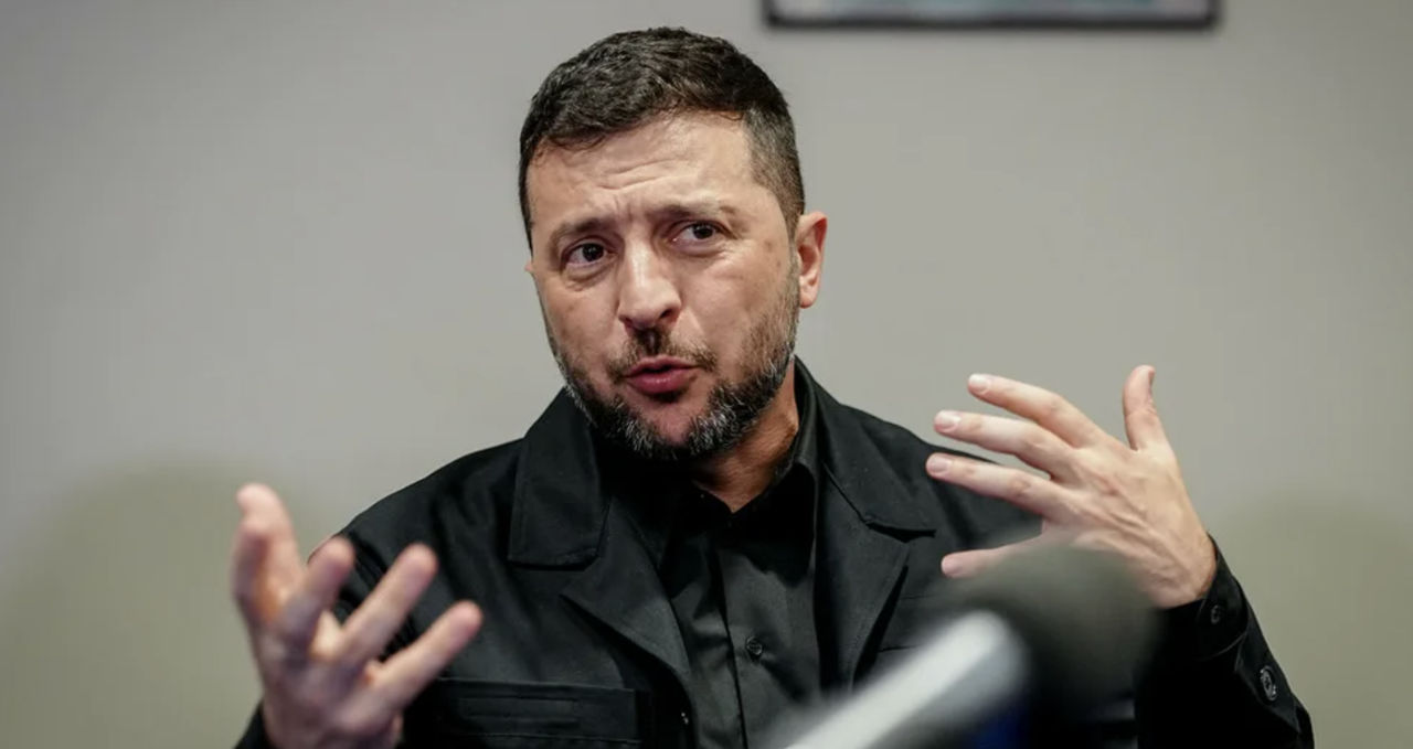 Зеленский о том, будет ли снова баллотироваться в президенты: "Иногда думаю, да".