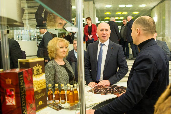 Premierul Pavel Filip a vizitat Expovin Moldova 2018.