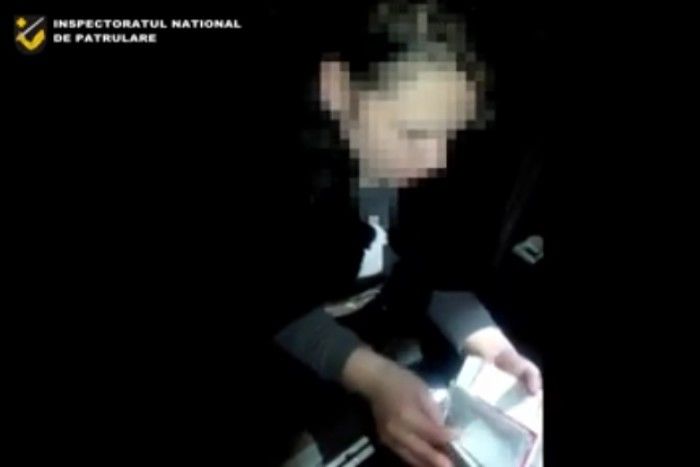În urma testării alcoolscopice s-a stabilit că concentrația de alcool în aerul expirat este de 0.98 mg/l.