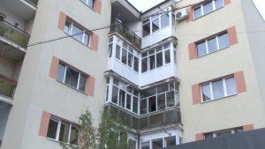Peste 20 de clădiri din Chișinău urmează să fie izolate termic în această vară.