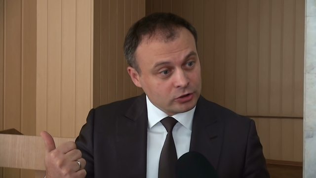 Адриан Канду отметил, что консолидированная позиция коалиции будет состоять в том, чтобы поддержать инициативу по сокращению НДС с 20% до 8% для сельхозпроизводителей. Фото: omg.md