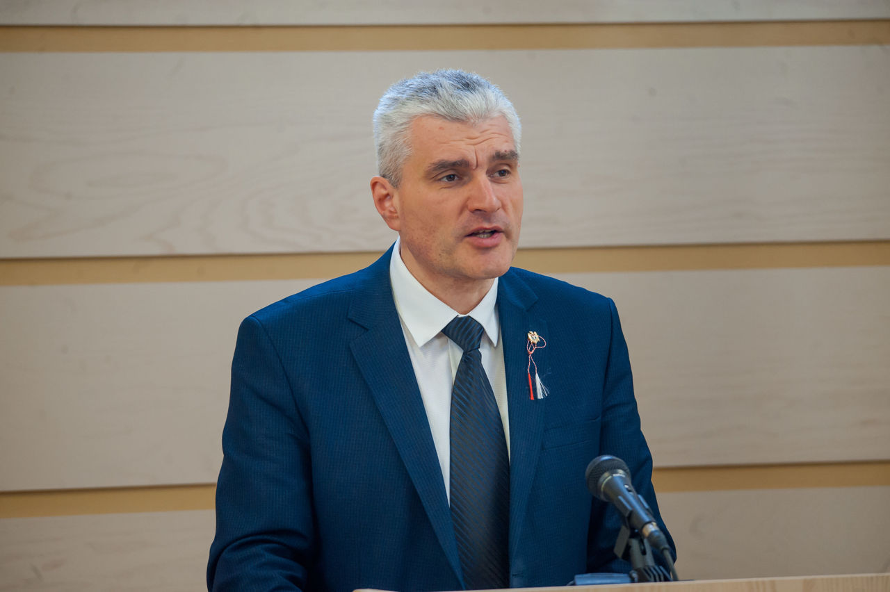 Бывший депутат Александр Слусарь.
