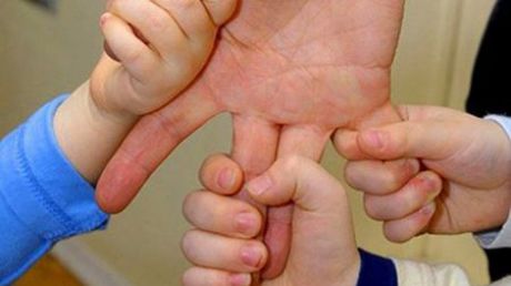 В народе говорят, что детям, которые родились в Рождество, всегда будет сопутствовать удача.
