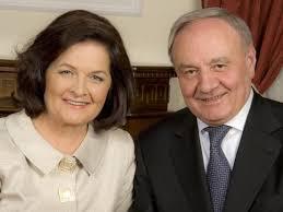 În calitate de primă doamnă este implicată în mai multe proiecte sociale, educaționale și culturale. Margareta și Nicolae Timofti au trei copii.