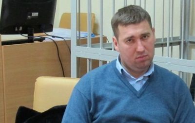 Госадвокат Януковича вызвал полицию в суд.