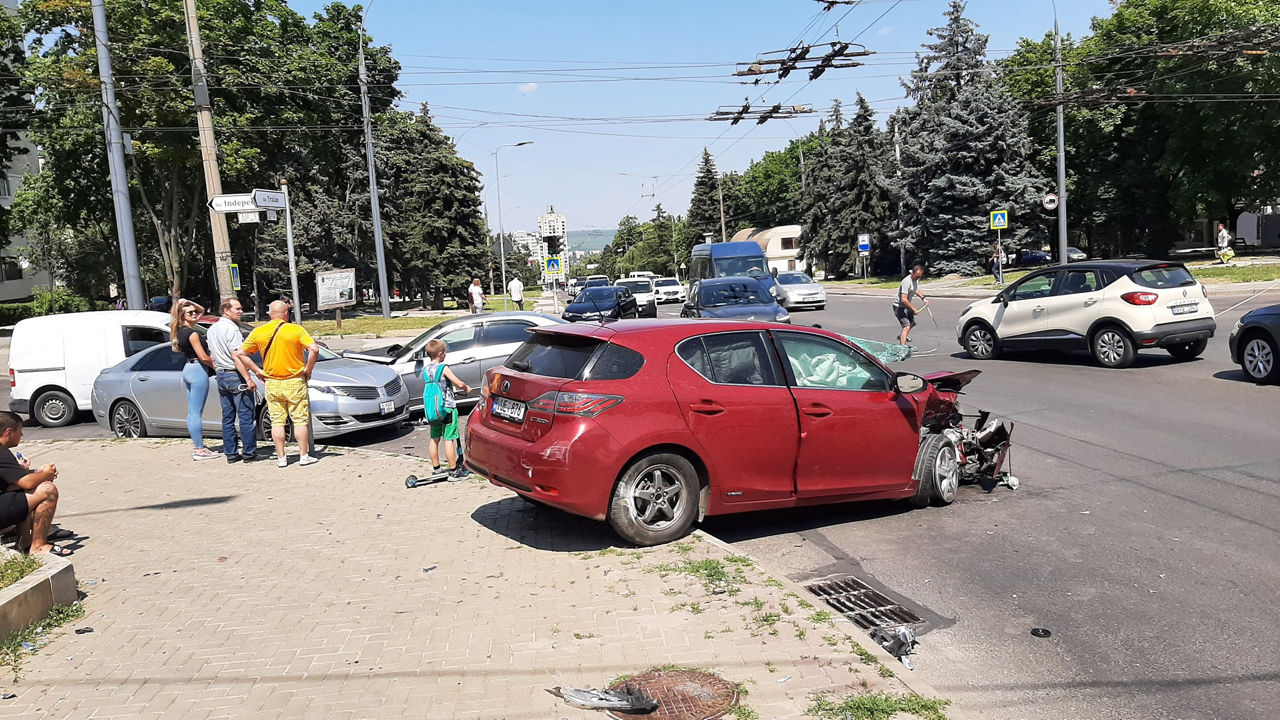Numărul accidentelor rutiere în Moldova a crescut cu 7% de la începutul anului.