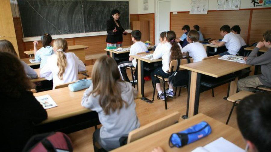 Целью конкурса является мотивация и поощрение учителей к совершенствованию.