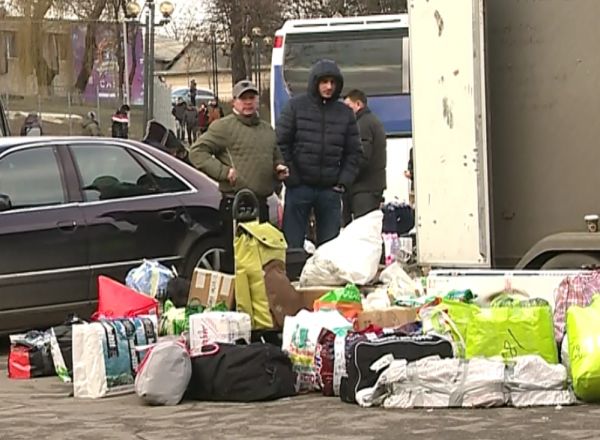În ajunul sărbătorilor, moldovenii trimit tot mai multe colete celor dragi