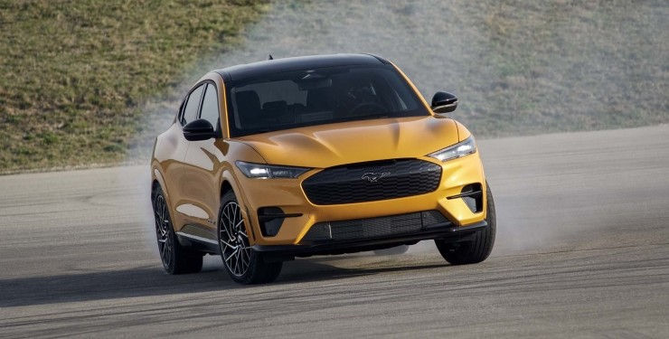 Ford показал новый спортивный электрокроссовер Mustang Mach-E.