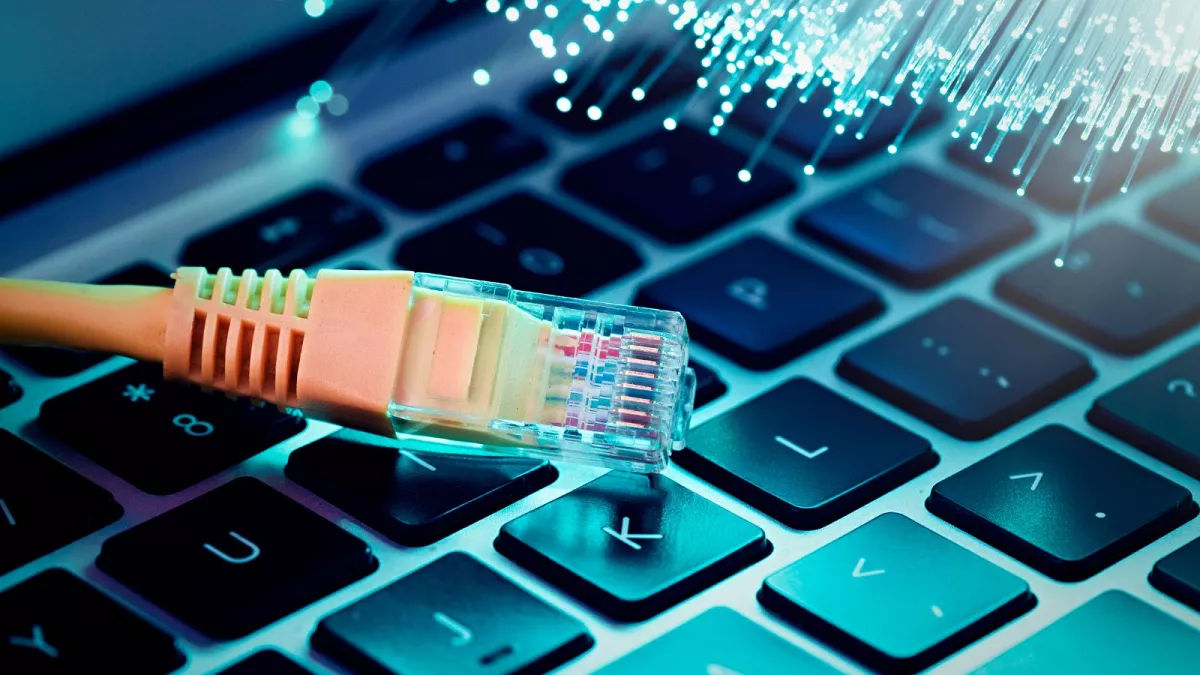 В России начали ограничивать скорость домашнего Интернета.