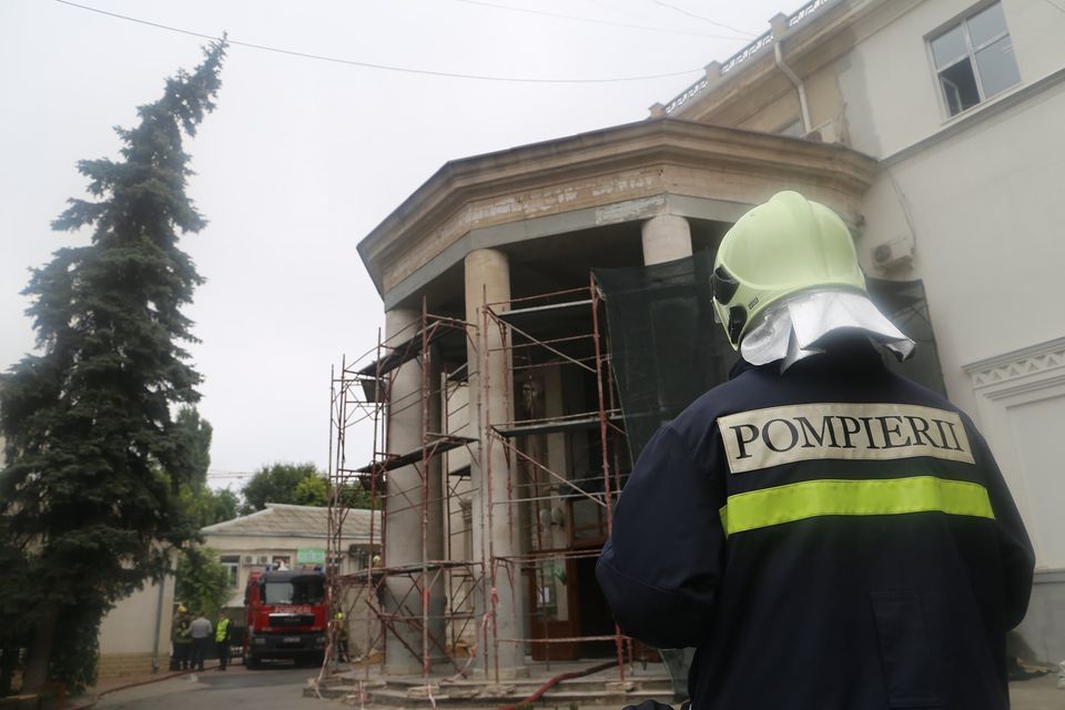 Сумма пожертвований граждан на реконструкцию филармонии превысила 800 000 леев.
