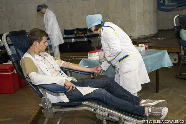 Centrul Național de Transfuzie face apel către populație să doneze sânge