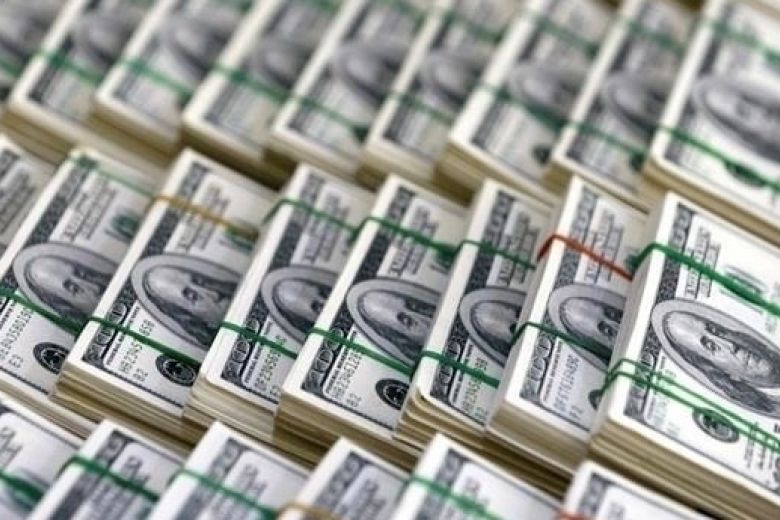 Высокий суд Лондона обязал Украину выплатить номинальную стоимость облигаций в 3 миллиарда долларов и компенсировать часть судебных расходов. 