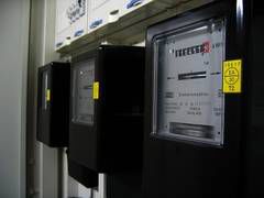 Site-urile care îţi măresc factura la electricitate
