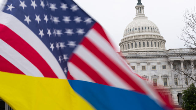 США выделяют Украине новый пакет военной помощи на $300 млн.
