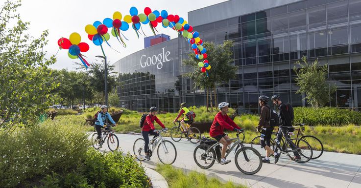 Google si Apple nu mai solicita studii superioare la angajare