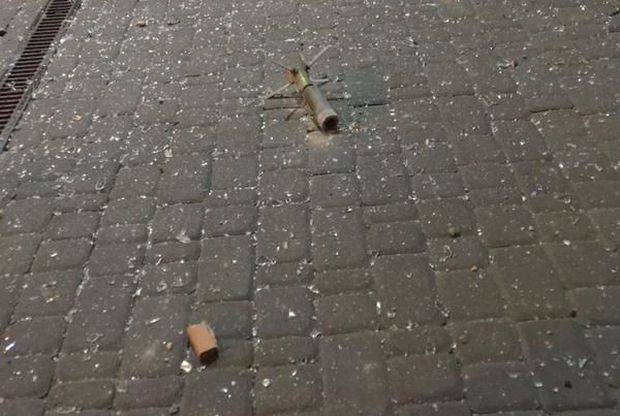 Сегодня ночью в Киеве обстреляли банк.