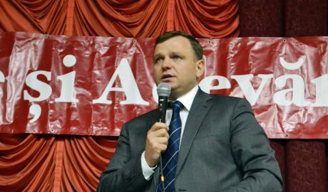 Андрей Нэстасе считает, что возникла необходимость жесткой, энергичной и бескомпромиссной замены политической элиты РМ.