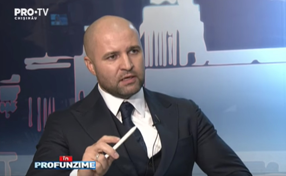 Чеботарь: "У нас есть деньги на зарплаты и мы знаем, как их поднять".