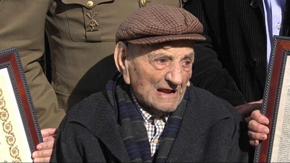 В возрасте 113 лет скончался Франциско Нуньес Оливейра .