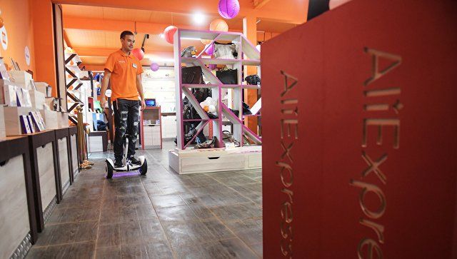 В AliExpress рассказали, откуда берутся смешные описания товаров.